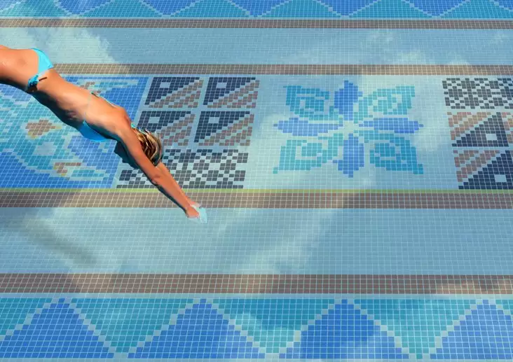 Colecția Through the seven seas